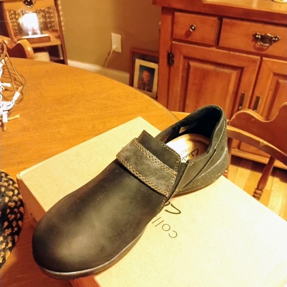 Clarks Women's Black Loafers